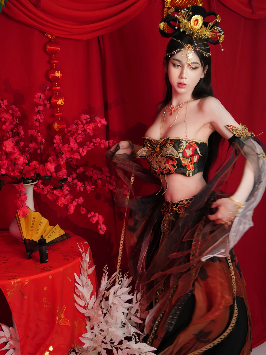 🤍อลิซอินวันเดอร์แลนด์ tweet media