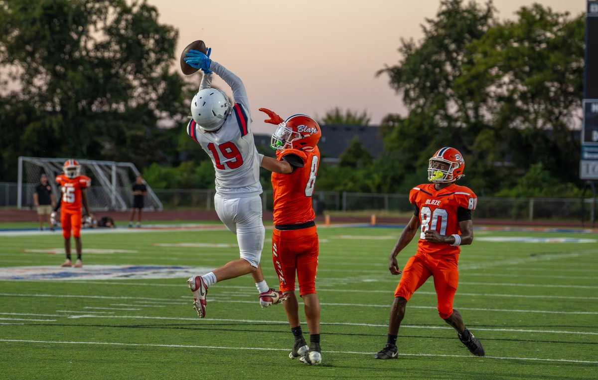dblkick19's tweet photo. @BallCoachHP Current Freshman. Looking for feedback on my Son. https://t.co/pGg8xsvpom