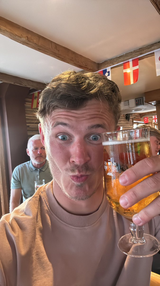 The Crosender Way tweet media