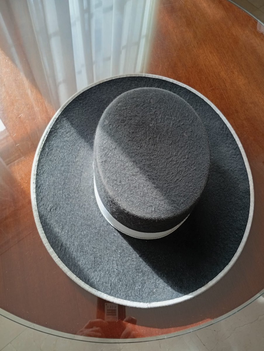 eduhinojosa's tweet photo. 🎉 SORTEO SOLIDARIO 🎉
El rejoneador Sergio Galán nos dona un sombrero para sortear 🐎🎩
📍 8 de marzo
📍 Plaza de Toros de Villaseca de la Sagra
🎟️ 3€
💛 Todo lo recaudado irá a la investigación del cáncer infantil
✨ En memoria de nuestro niño #EternoAdrian #Solidaridad https://t.co/5yw2U67fih