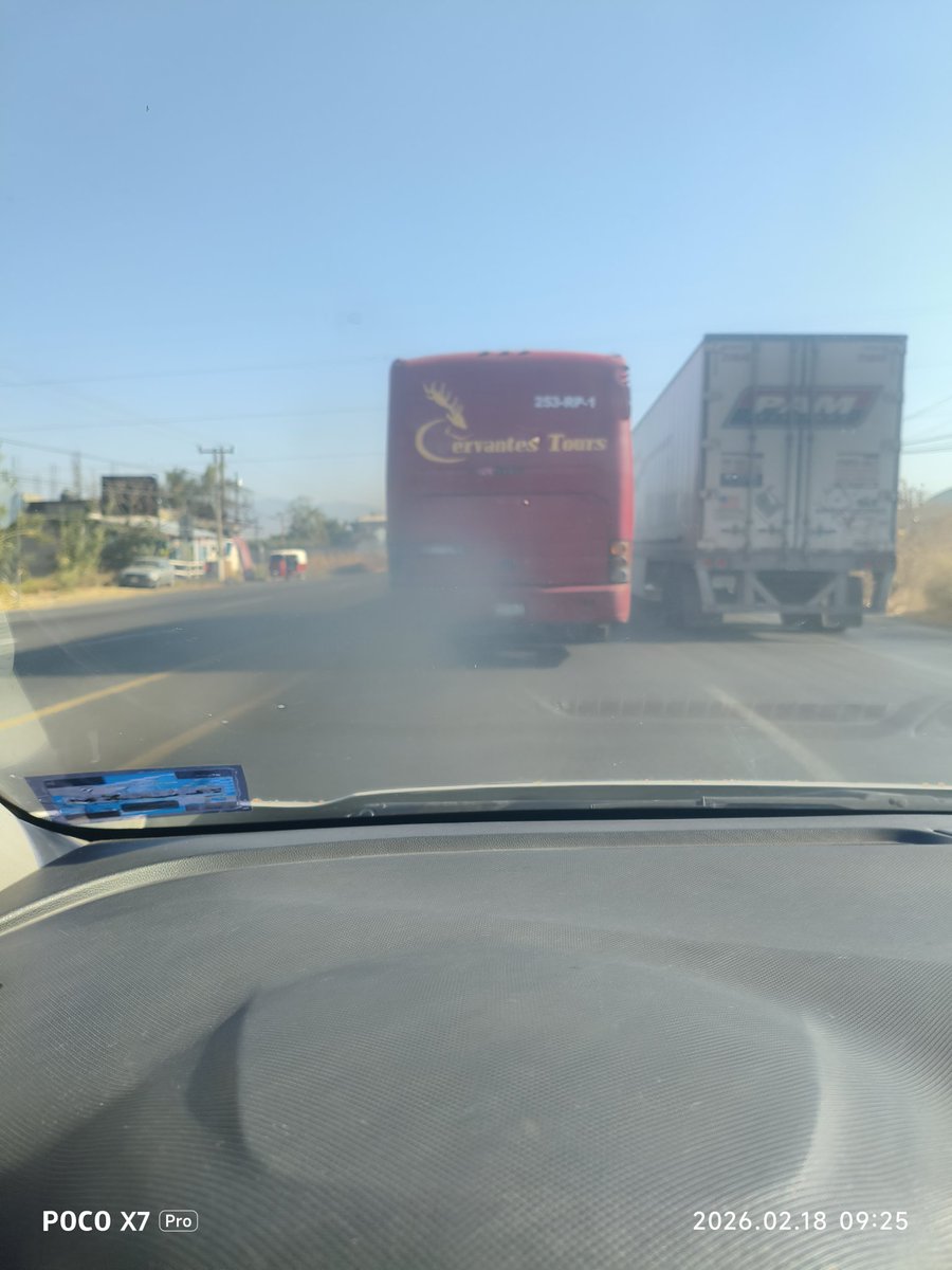 <a href="/PrismaRU/">PrismaRU</a> doble hoy no circula sin supervisión de carros que se  estacionan hasta en triple carril, en vías primarias. Dejan circular  vehículos contaminantes, sin supervisión del Gobierno que castiga a los autos particulares, sin hacer su labor. Saludos cordiales a todos.