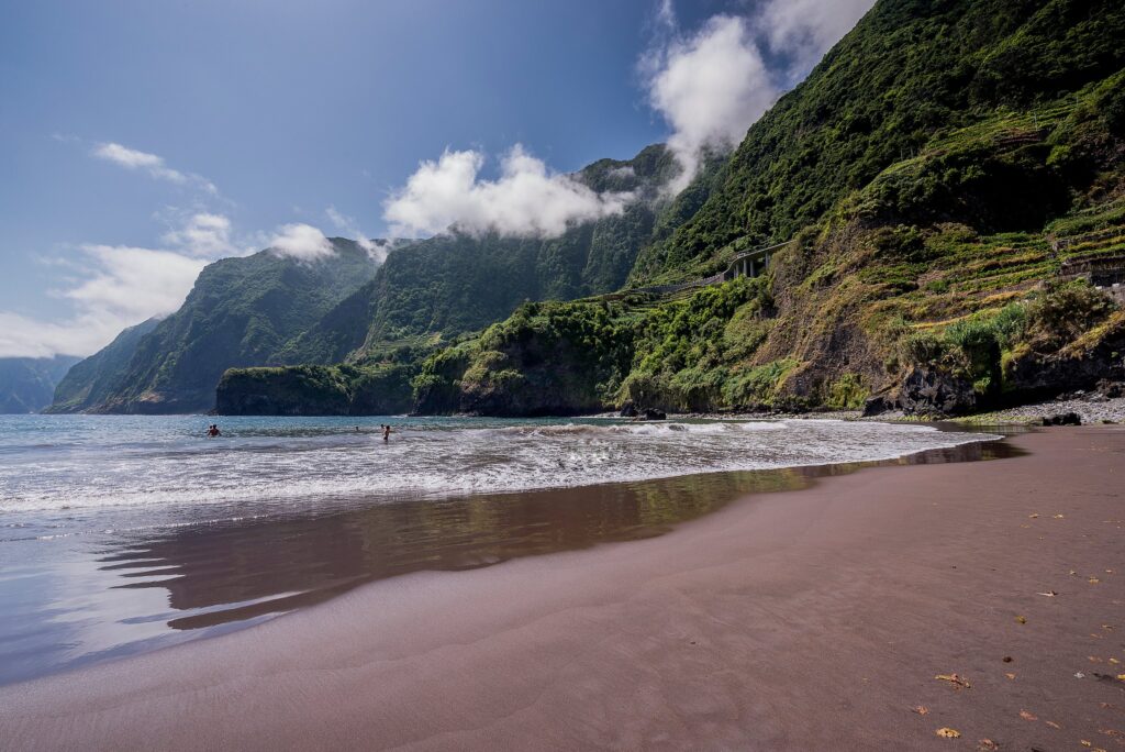 XploreHeaven's tweet image. Madeira Travel Guide 2026: Top Things to Do, Best Itineraries &amp;amp; Insider Tips
.
xploreheaven.com/madeira-travel…
.
#TravelGuide2026 #xploreheaven #GuidedTours #toursandtravel #TravelGoals #escape