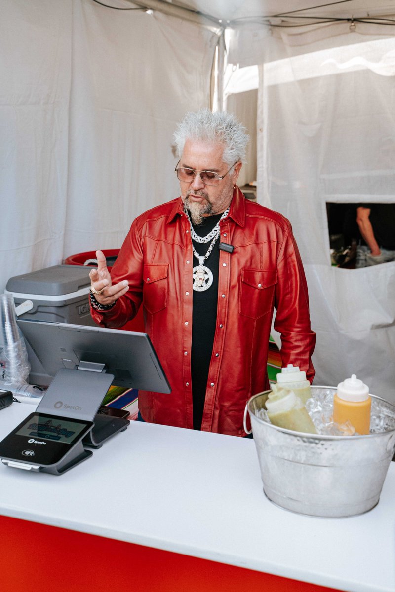 Guy's Flavortown Tailgate tweet media