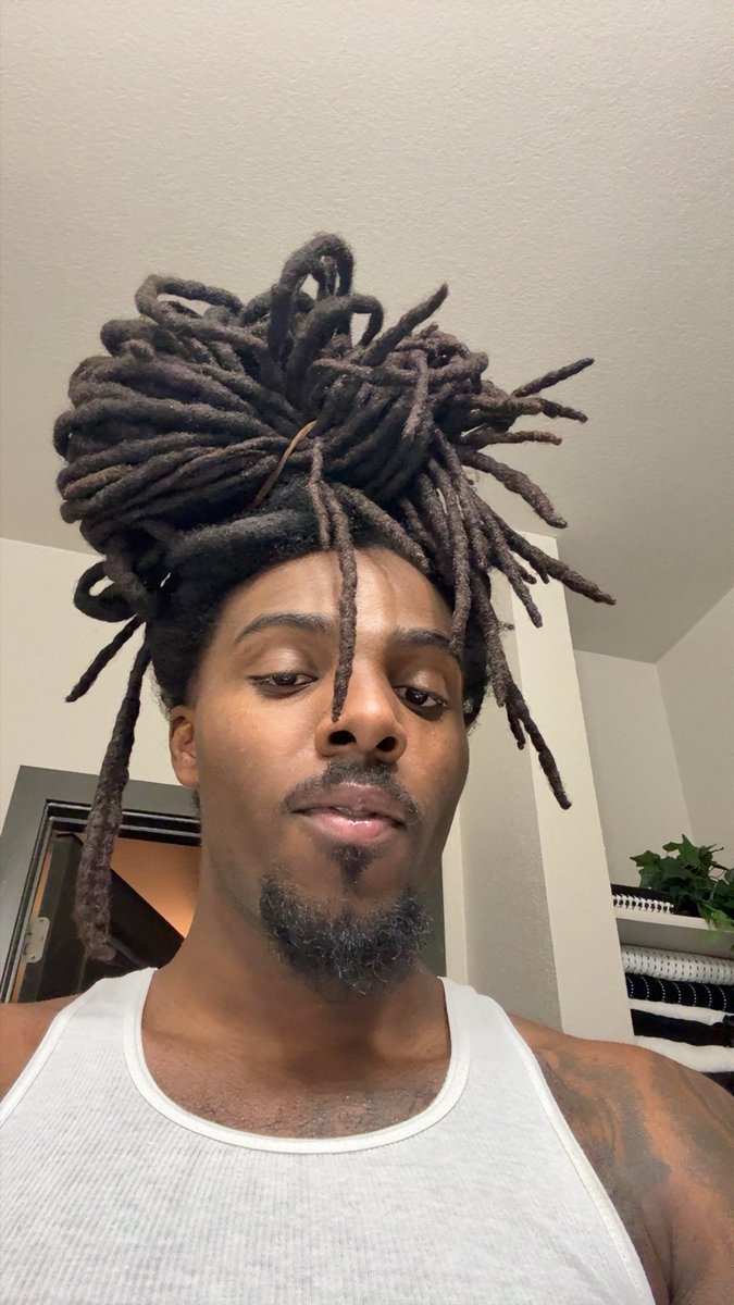 damjace's tweet photo. who do retwist https://t.co/LhE59udSEg