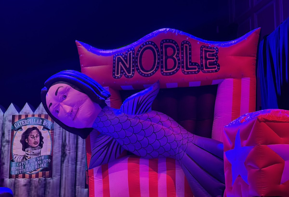 Miche11eEE's tweet photo. Guess where we are... @realrossnoble https://t.co/eAVQHOUEXx