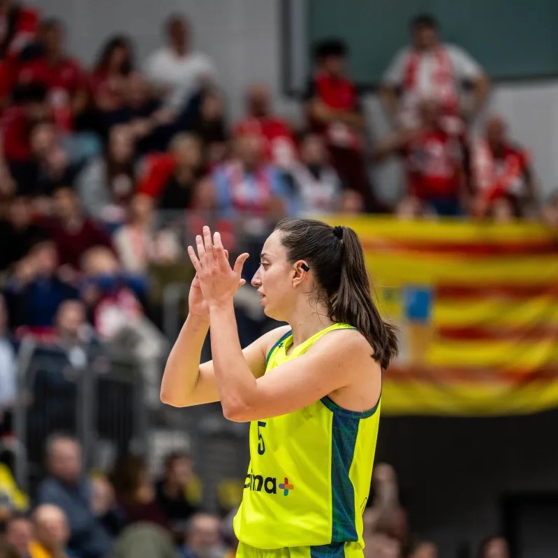 anaislopez23's tweet photo. ¿PUEDE ALGÚN EQUIPO DEVOLVER A MAITE CAZORLA A ESPAÑA?

POR FAVOR Y GRACIAS https://t.co/8Jexy9mAmU