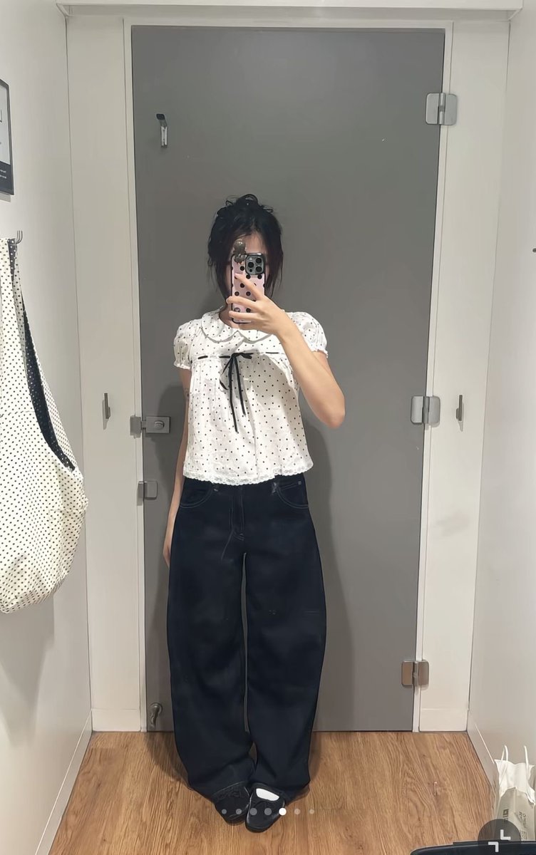 imrmomo's tweet image. como o pinterest me vê:

fashion
pantone
mood
food