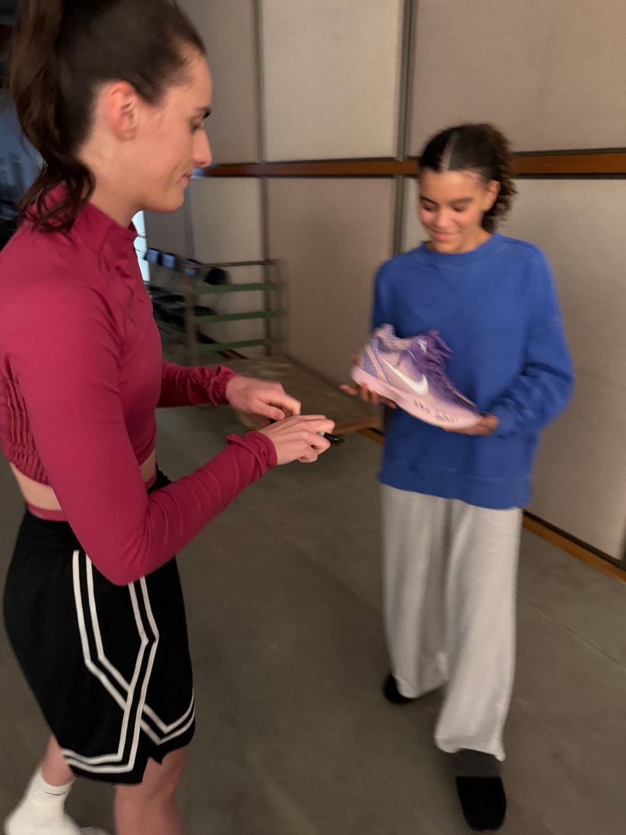 Britt Schellhammer tweet media