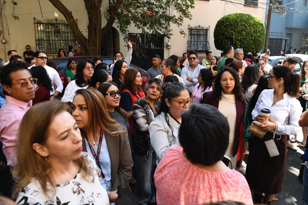 Iván Escalante tweet media