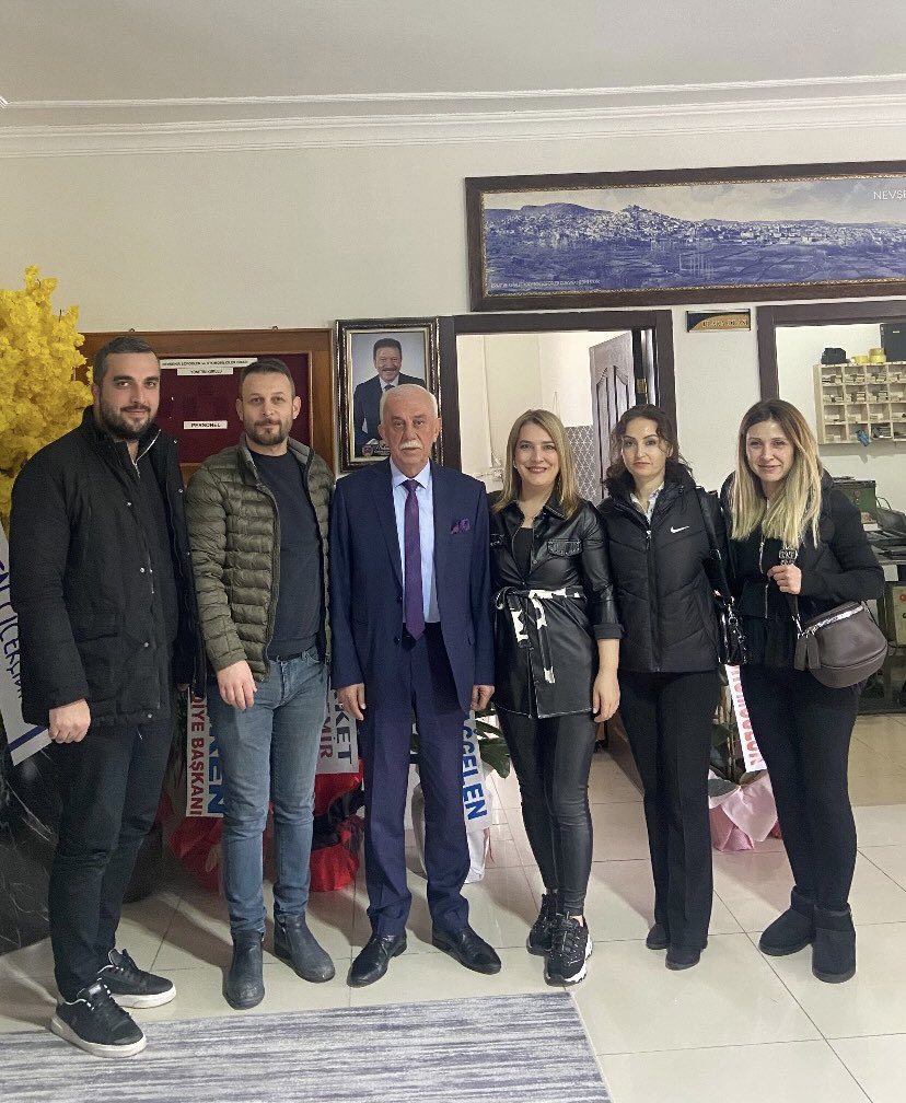 Nevşehir Şoförler ve Otomobilciler Esnaf Odası başkanı seçilen Mustafa Düzgün’e hayırlı olsun ziyaretinde bulunduk.