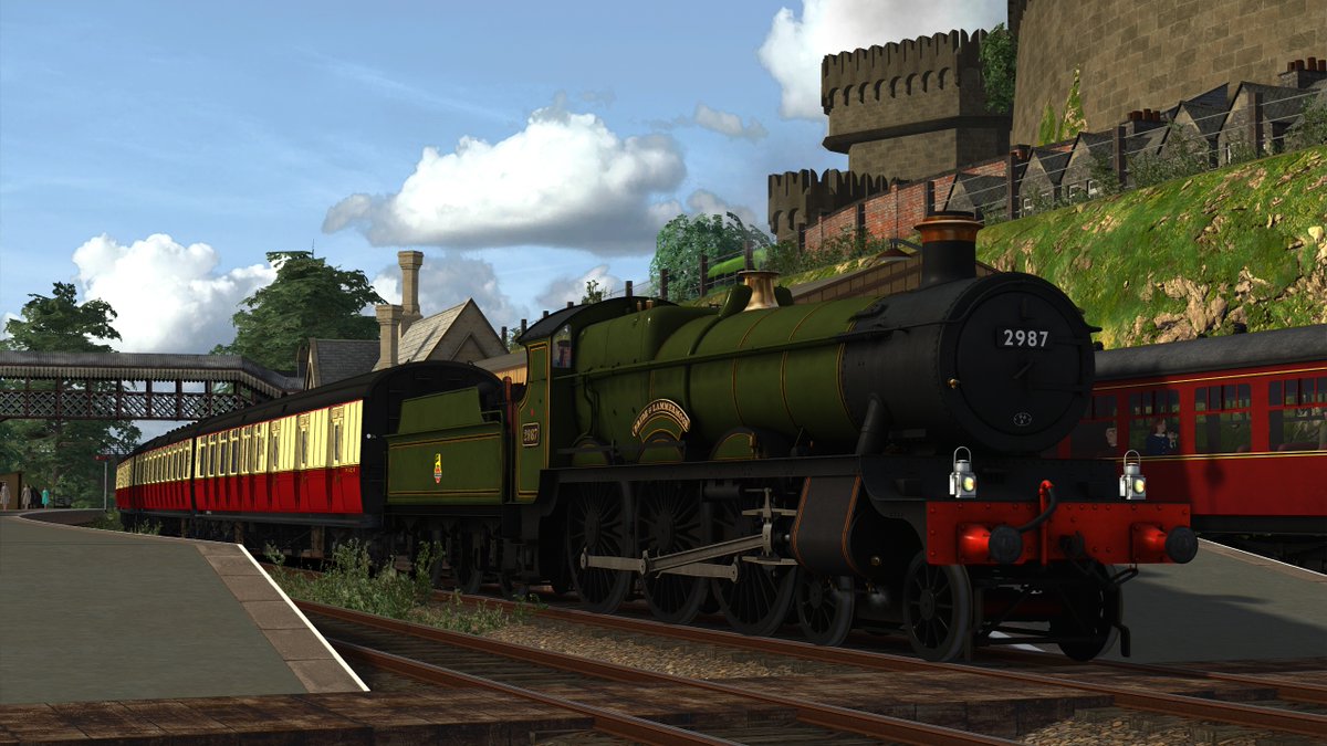SWProds's tweet photo. Bride at Castle Stovell with the evening return of the Stomouth Flyer https://t.co/ND3KjJFO4p