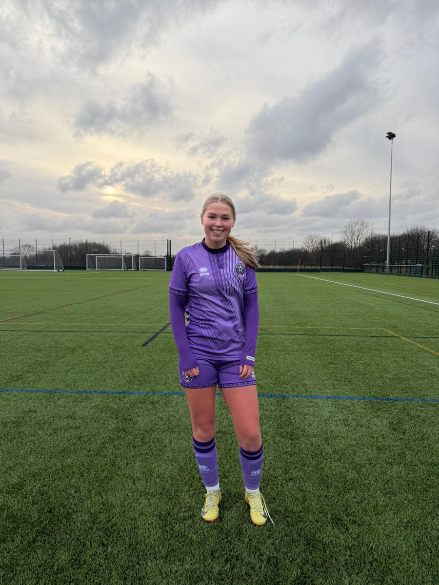 sufc_women's tweet photo. Lexi Goward made her comeback for our U21s this afternoon after 14 months out with an ACL injury 😍

So pleased to see you back on the pitch, Lexi! 👏👏👏 https://t.co/min0tTuFsY