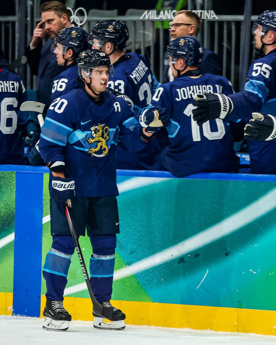 y - Carolina Hurricanes tweet media