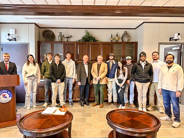 LA Tech College of Business tweet media