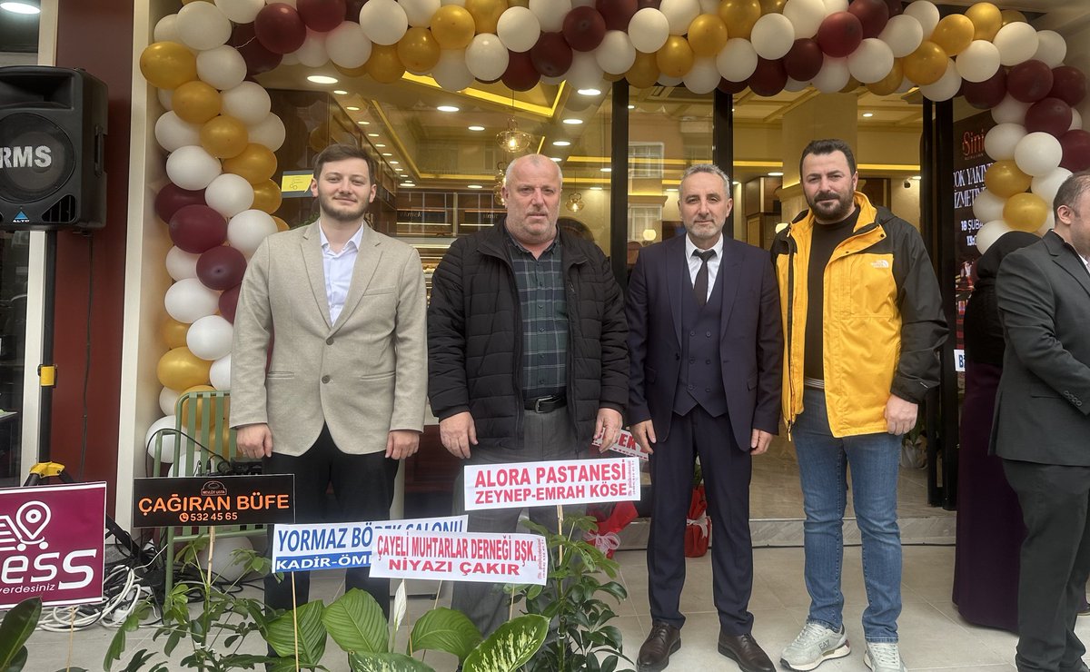 Kurucafer's tweet photo. Odamız üyesi olan Mevlut Kuru kardeşimizin İlçemiz 9 Mart caddesi üzerinde Sini Pasta Fırın işyerinin açılışına iştirak ettik.
İlçemize açılan bu işletme özelde Kuru ailesine genelde İlçemize hayırlı olsun.
Rabbım helalından bol kazanç versin 
@cayelitso_ https://t.co/d4VNsbPKUh