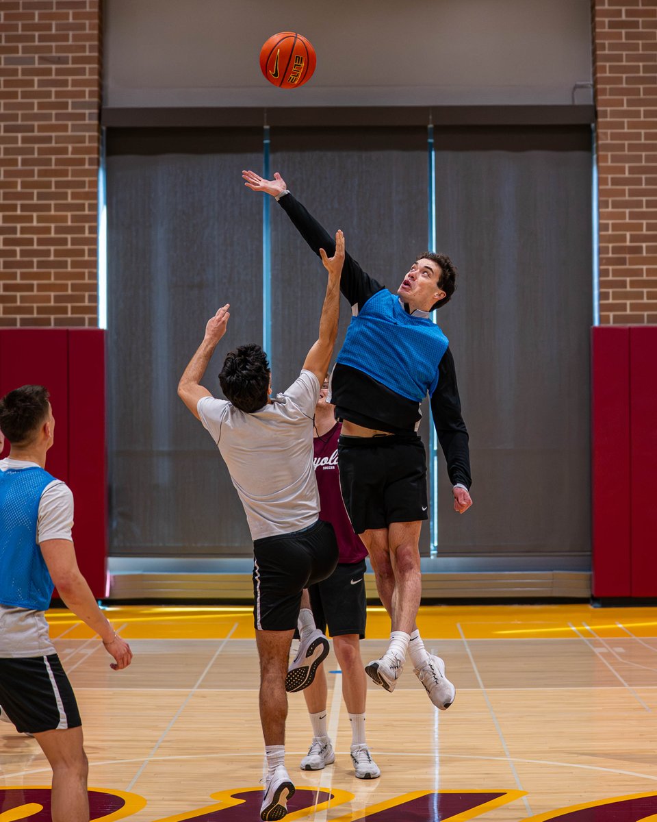 Loyola Men's Soccer tweet media