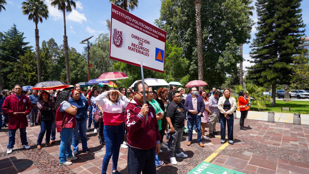 Direccion de Servicios Generales del IPN tweet media