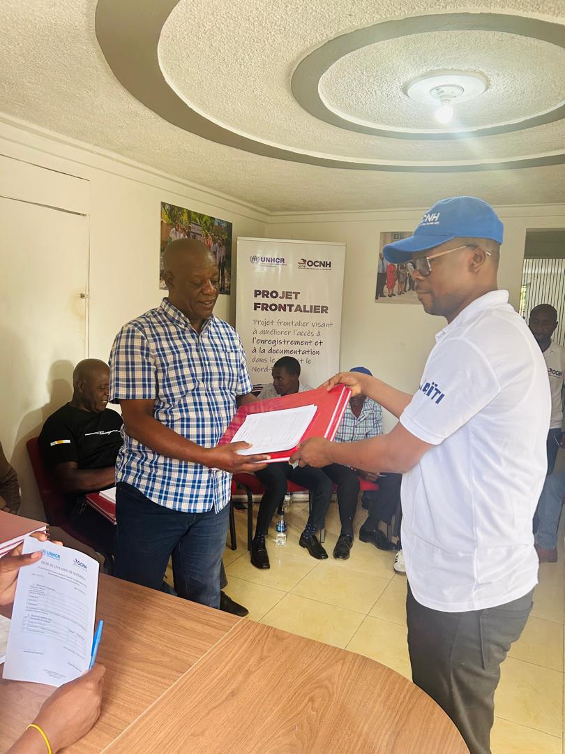 L’OCNH, dans le cadre du projet frontalier visant à améliorer l’accès à l’enregistrement et à la documentation dans le Nord et le Nord-Est, a franchi une nouvelle étape. Suite à un atelier de formation et de présentation du décret du 6 décembre 2024, l'organisation a remis des
