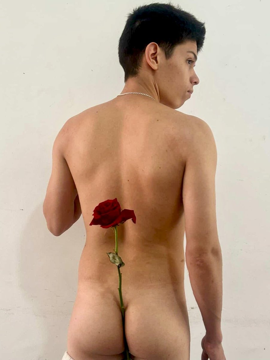 Touch me 🔥

#rtxxdm #twins #RPS
allmylinks.com/jhoanvelezmode…