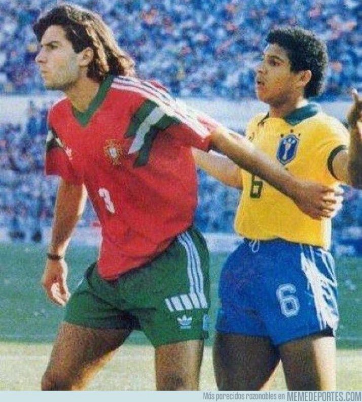 Figo x Roberto Carlos no Mundial Sub-20 em 1991.