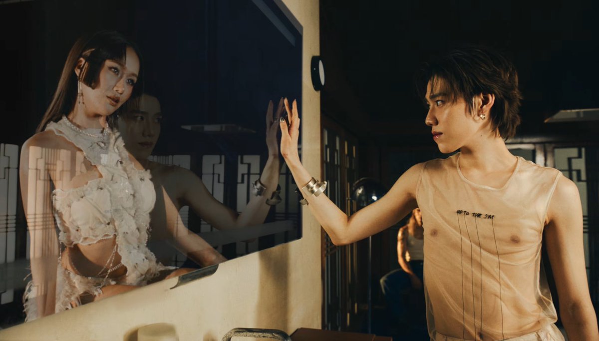 growaswegoo's tweet image. colors 🕯️🥀