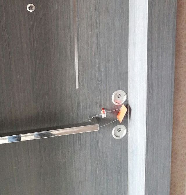 Önceki İçişleri Bakanının İcraatı Mı? 

Ankara’da 4 İslami Eğitim derneğinin kapısına sudan bahanelerle kilit vuruldu.

Gerekçeler şunlar:

Abdest alma alanının olması

Kadın-erkek ayrı alanlarda namaz kılınması 

Zeminin halı ile kaplı olması

Acilen bu yanlıştan dönülmeli. Yeni