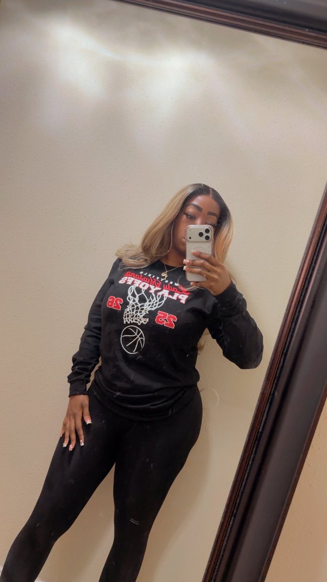 Ineshia Broomfield tweet media