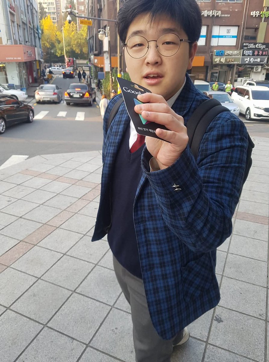 hkho__'s tweet photo. 구글깊카. https://t.co/FaLFXawCEm