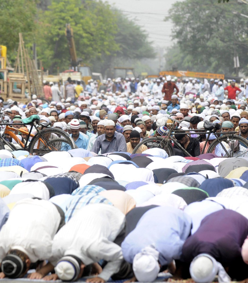 pubity's tweet image. For the first time in 163 years, Ramadan, Lent, and the Lunar New Year all started within 24 hours of each other.

This won't happen again until 2189.