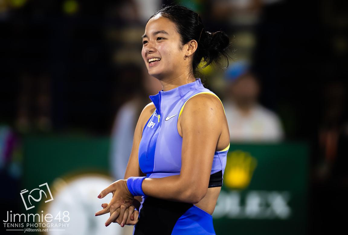 Alexandra Eala (n°47) 🇵🇭 se qualifie pour les quarts de finale du WTA 1000 de Dubaï ! Ce mercredi soir, elle élimine Sorana Cirstea (n°32) 🇷🇴 en deux sets 7-5, 6-4. Next