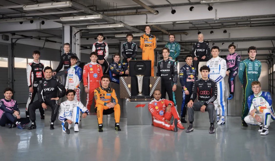 ¡Está pocamadre! Foto oficial de los Pilotos en la #F1 para esta temporada 2026 📸