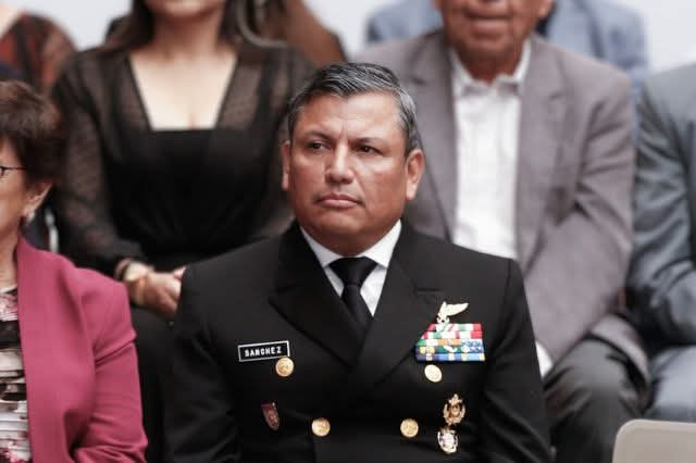 Comprometido con un combate firme y frontal al crimen, el secretario de Seguridad de Puebla, Francisco Sánchez González, rechazó señalamientos difundidos en un video atribuido a un grupo delictivo y los calificó como desinformación.

Más información: facebook.com/share/p/1Dapfw…