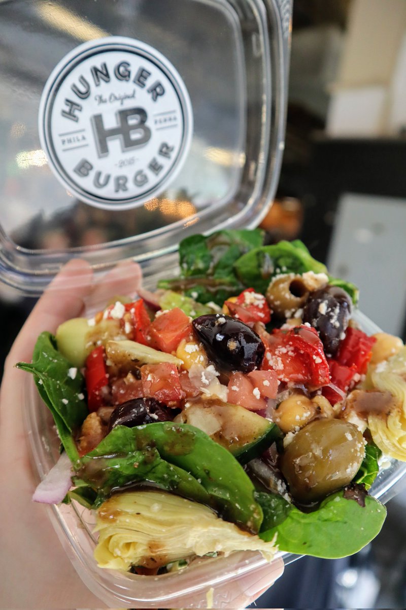 Mmm, I can taste this now! 😋 Mediterranean Salad!