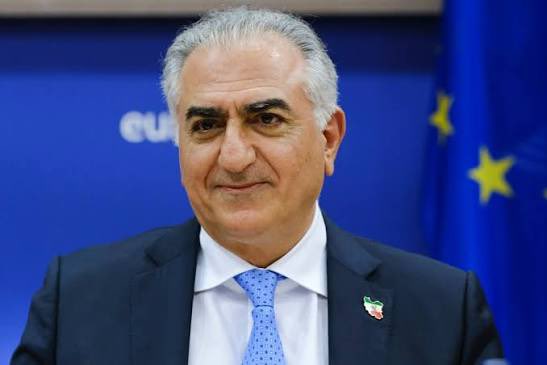 AmericaSpoof's tweet photo. Is Reza Pahlavi the voice of change for Iran ?

25%
50%
75%
100%

How much do you agree ? https://t.co/xnUYAchYQ4