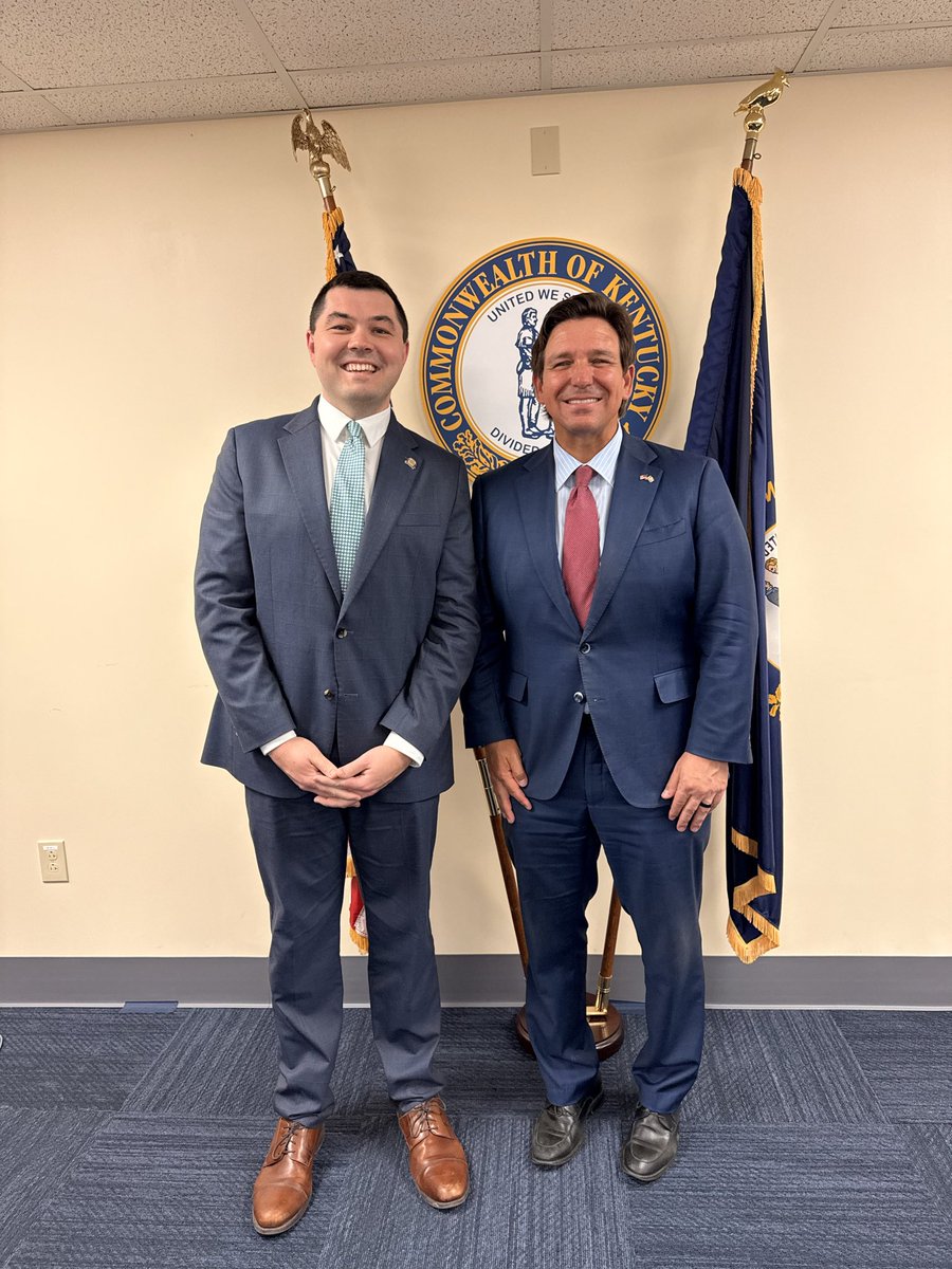 Aaron Thompson tweet media