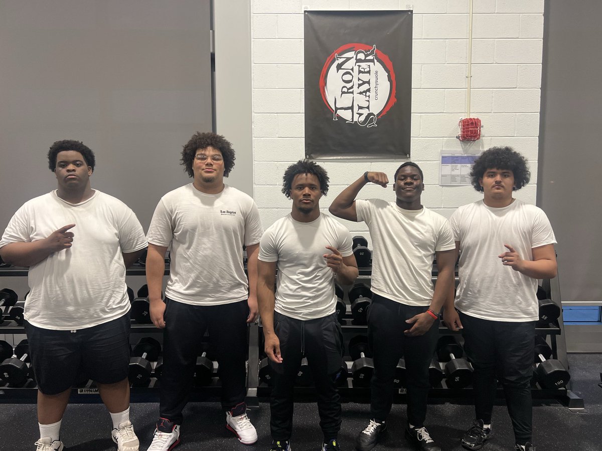 Meade Mustangs Football tweet media