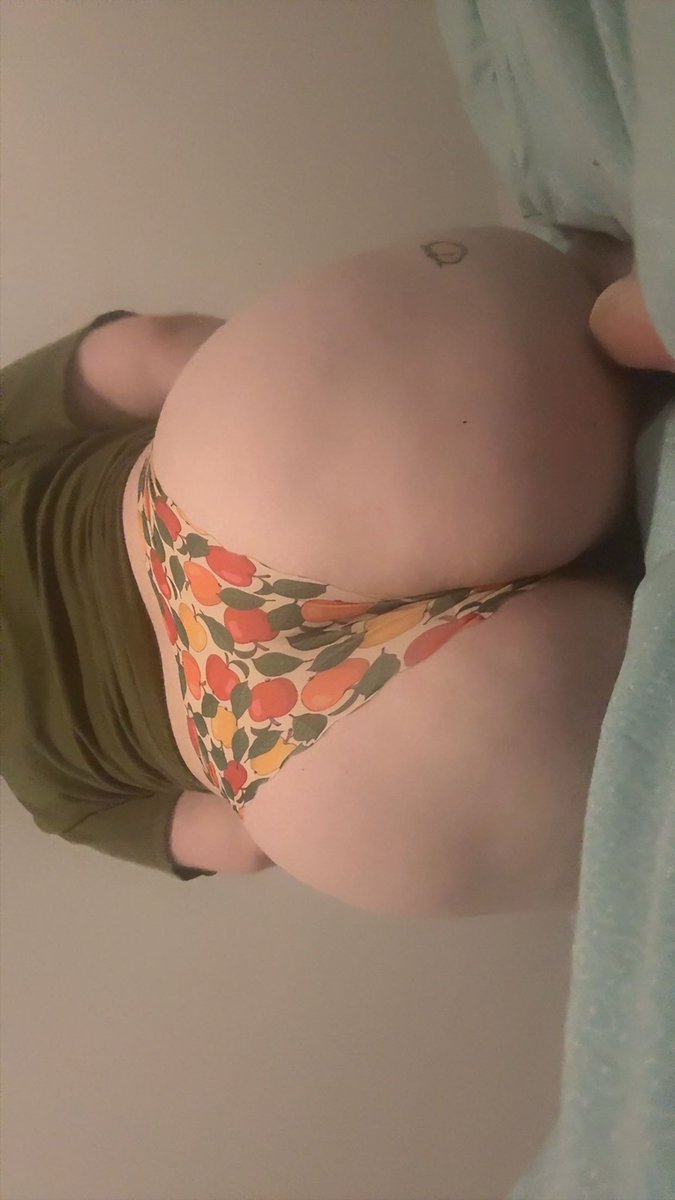 lil pot leaf 🍃 tweet media