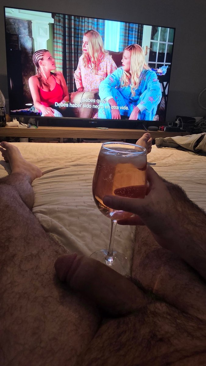 Película y Alcohol. Me falta follar para terminar bien el día