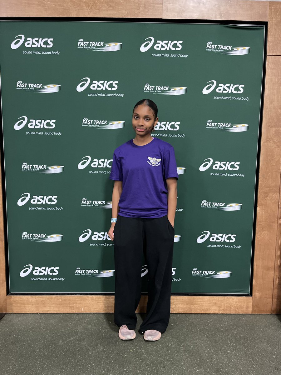 HSHS Track & Field tweet media