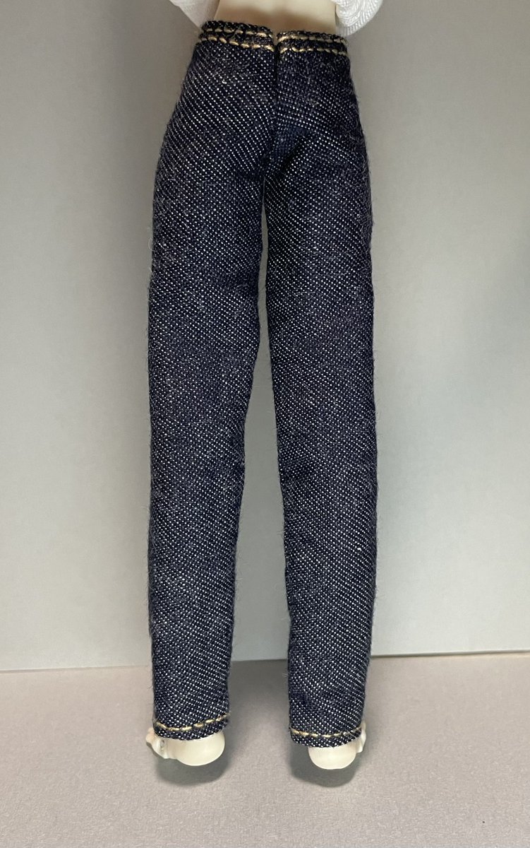 シチリアサイズのパンツ…長ズボン…できましたーー(新作）
履いた感じは2、3枚目で後ろは面ファスナーになってます。
カラーは1枚目以外にもいろいろありますーーー