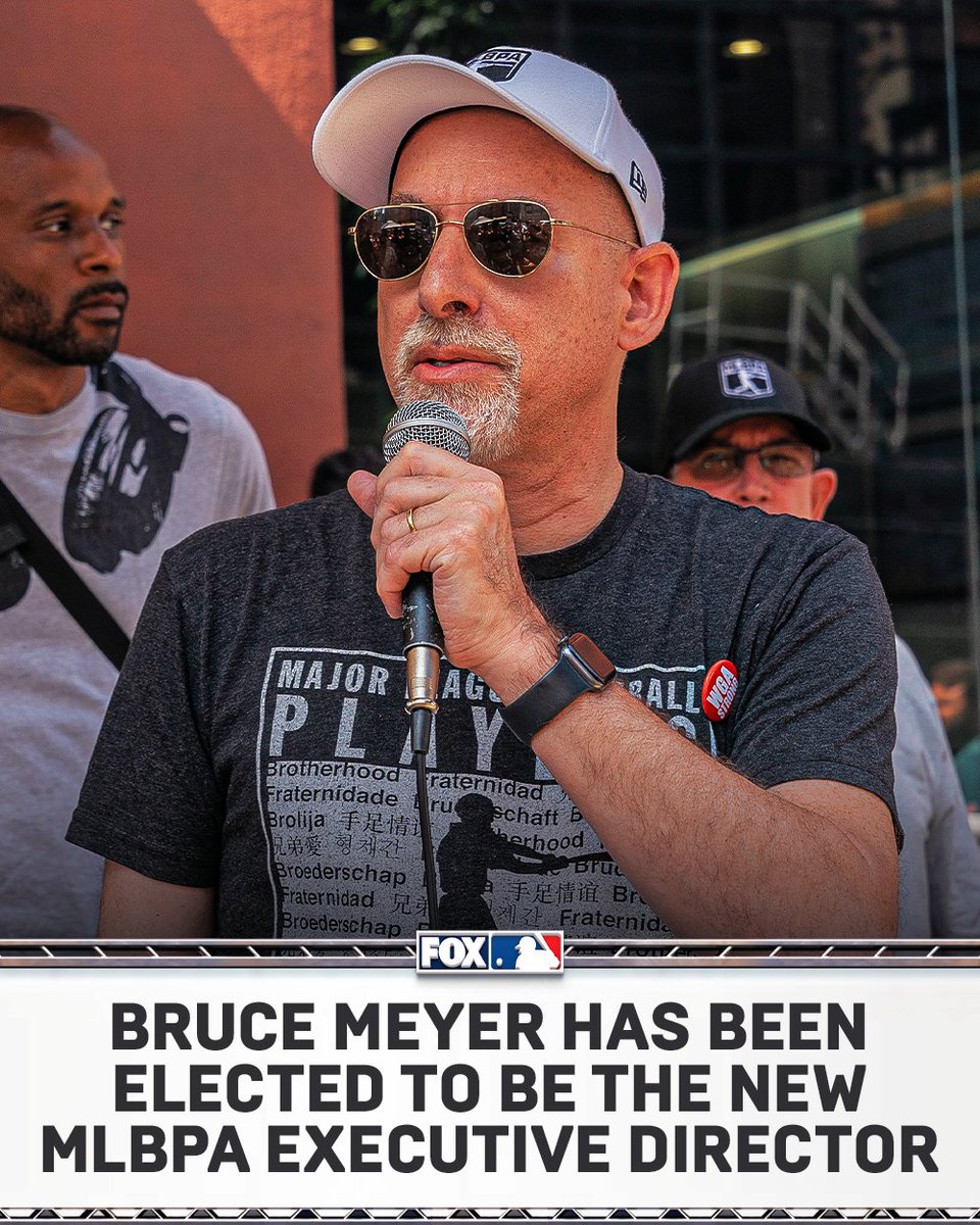 FOX Sports: MLB tweet media