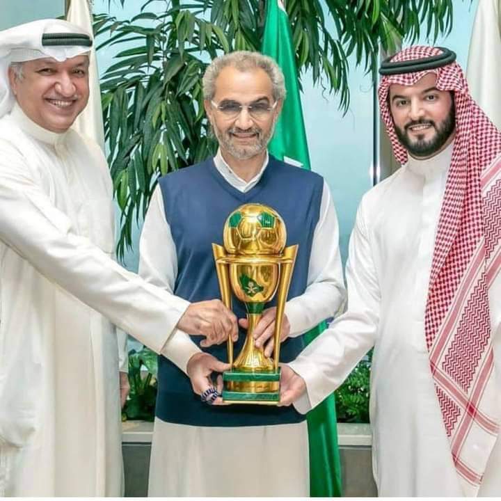 Lamia_office's tweet photo. السلام عليكم ورحمة الله وبركاته،
سيتم اختيار شخصين عشوائياً من الردود على هذه التغريدة للفوز بمبلغ
٥٠٠,٠٠٠ ريال سعودي لكل فائز 💰
للمشاركة: الرد وإعادة النشر.
سيتم التواصل مع الفائزين عبر الخاص.
🎁 أي شخص يرد على هذه التغريدة… يشيّك على الخاص 👀 https://t.co/lBZ7YE5eir