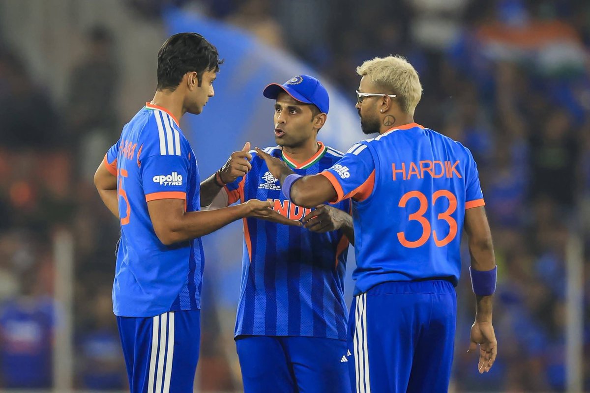 sushilbjpup's tweet image. भारत माता की जय 🚩

#ICC #T20WorldCup2026 को लेकर भारत और नीदरलैंड के बीच अहमदाबाद के नरेंद्र मोदी स्टेडियम में खेले गए मैच में भारतीय क्रिकेट टीम ने शानदार प्रदर्शन करते हुए नीदरलैंड क्रिकेट टीम को 17 रनों से पराजित कर शानदार जीत दर्ज किया।

#INDvNED