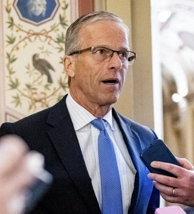 THIS IS WHAT A RINO TRAITOR WHO SOLD OUT TO THE DEMOCRAT PARTY LOOKS LIKE: