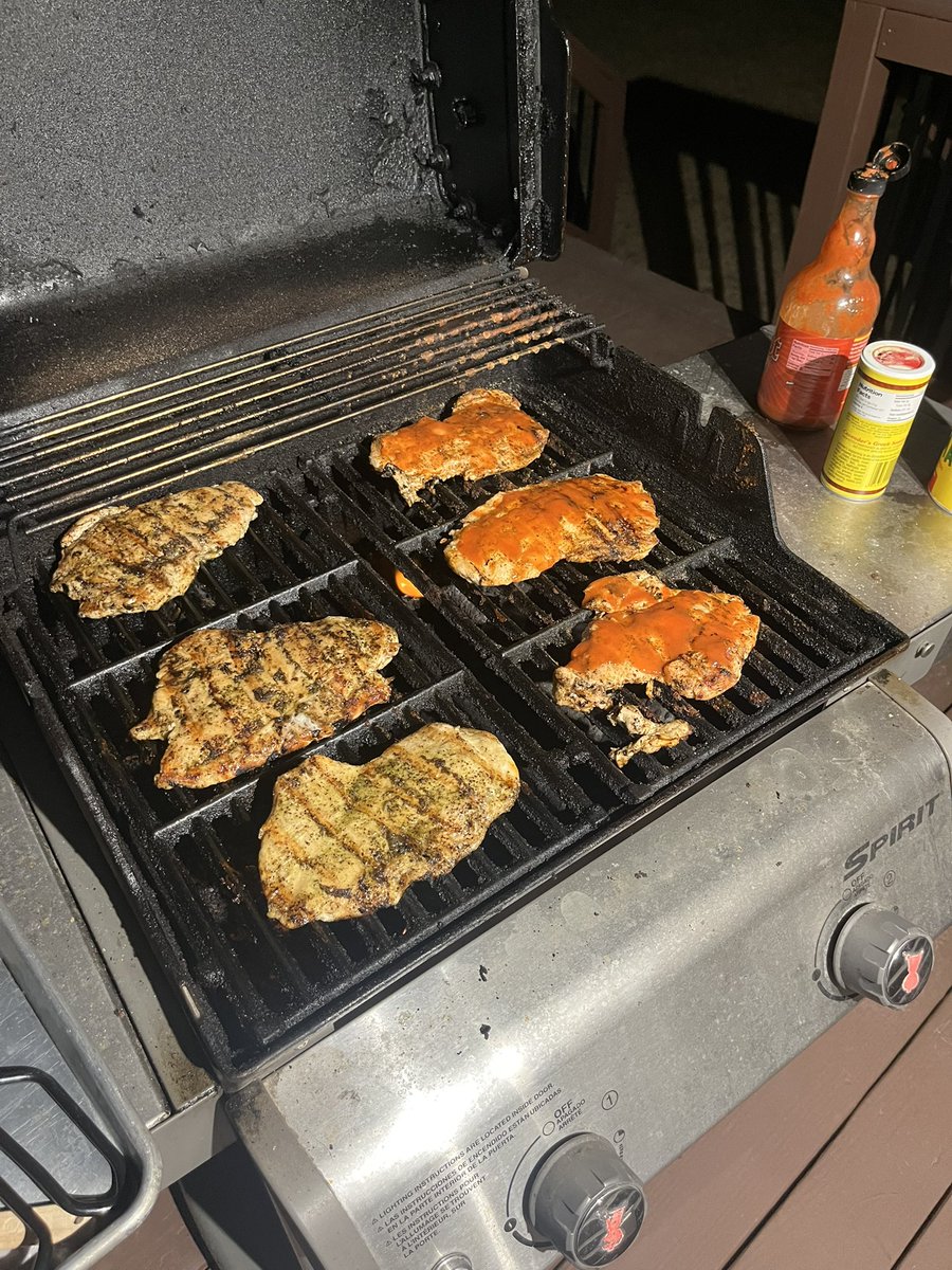 bigmattpaulsen's tweet photo. Hello Humpday afternoon!! Made it to the gym after work and then the boss and I got our 2 mile walk! I’m tired and I’m HUNGRY!! Doesn’t that look good!!😊 
Good eve! Let’s eat! #justkeepmoving #inspire #missbella #thisis61 #brooksshoes https://t.co/cxvgh5zULG