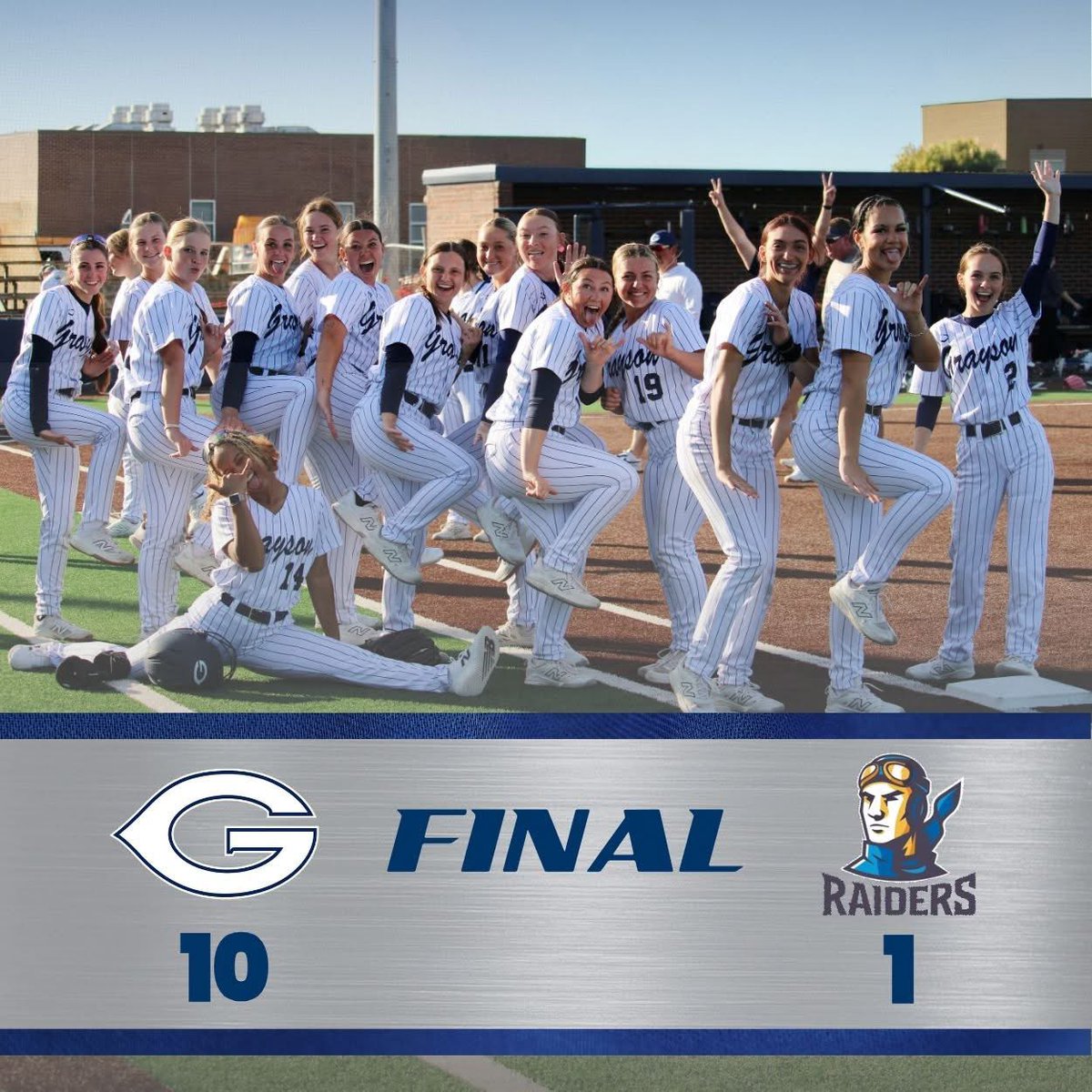 gclvsoftball's tweet photo. Doubleheader SWEEP! 13-1 on the season! #GWAY 

-Mia Krueger: 2-2, 2-HR, 2 RBI
-Matti Matthews: 3-4, 4 RBI
-Carolyn Koval: 1-4, HR, 3 RBI
-Paisley Needham: 1-2, 2 BB, RBI
-Riley Mays: 6 IP, 5 H, 1 R, 0 ER, 8 K https://t.co/fS0lqsrwK5