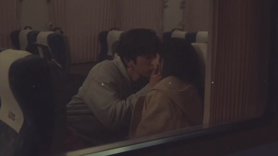 everlovejy's tweet photo. I AM NOT OKAY https://t.co/xThkx3Fafd