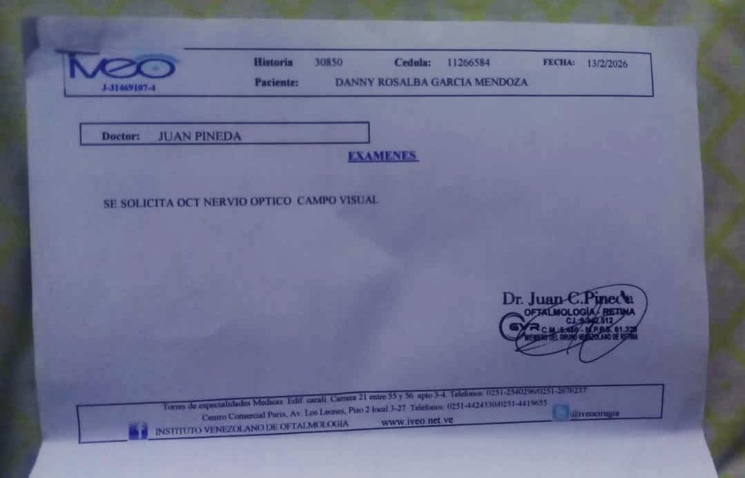 AlexaGomezDos's tweet photo. Buenas noches. Danny García tiene 54 años y un diagnóstico de glaucoma crónico avanzado. Perdió por completo la visión en el ojo izquierdo y el derecho está también comprometido. Requiere realizarse exámenes y tratamientos de alto costo para poder salvar el otro ojo y no cuenta lamentablemente con los recursos. Los exámenes y tratamiento rondan alrededor de los $400. Con Bs.400 que la apoyemos podríamos estar contribuyendo a entre todos reunir la cantidad para que pueda realizarse los exámenes y salvar la vista. Muchas gracias 🙏🏼