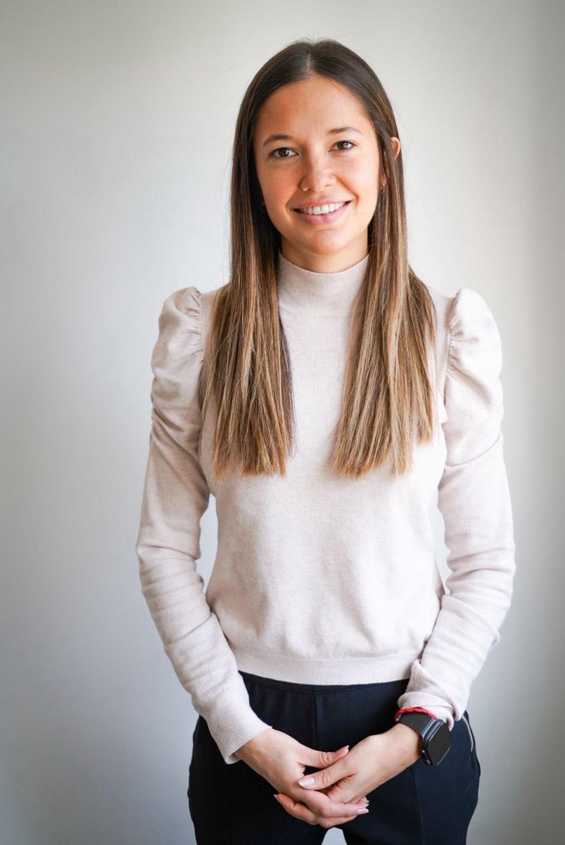 Unijus_ar's tweet photo. Anunciamos la incorporación de @camilafvinassa como nueva Directora Regional de Unidos por la Justicia sede Patagonia y Cuyo. Su llegada nos permitirá continuar afianzando el estado de derecho y fortalecer los sistemas judiciales en las provincias del sur y centro oeste 🇦🇷 https://t.co/2iJFouGvqJ