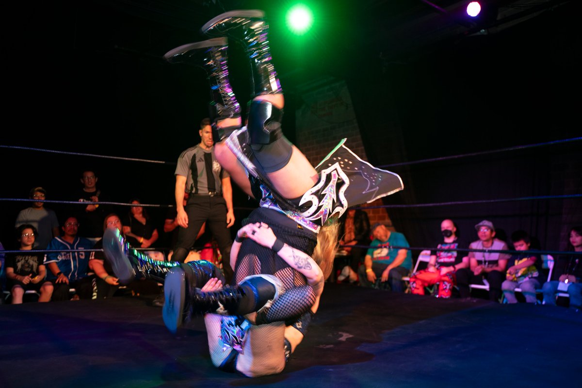 RoninMikeV's tweet photo. Bryn &amp; Bateman(C) vs Cartel de los Villanos
PrideStyle Tag Team Championship
PrideStyle: Cross My Heart

#PrideStylePro #LasVegas #Wrestling https://t.co/4N7R7PNhZ7